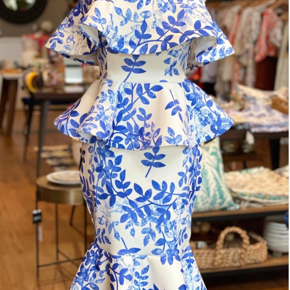 Elegant Blue Floral Set